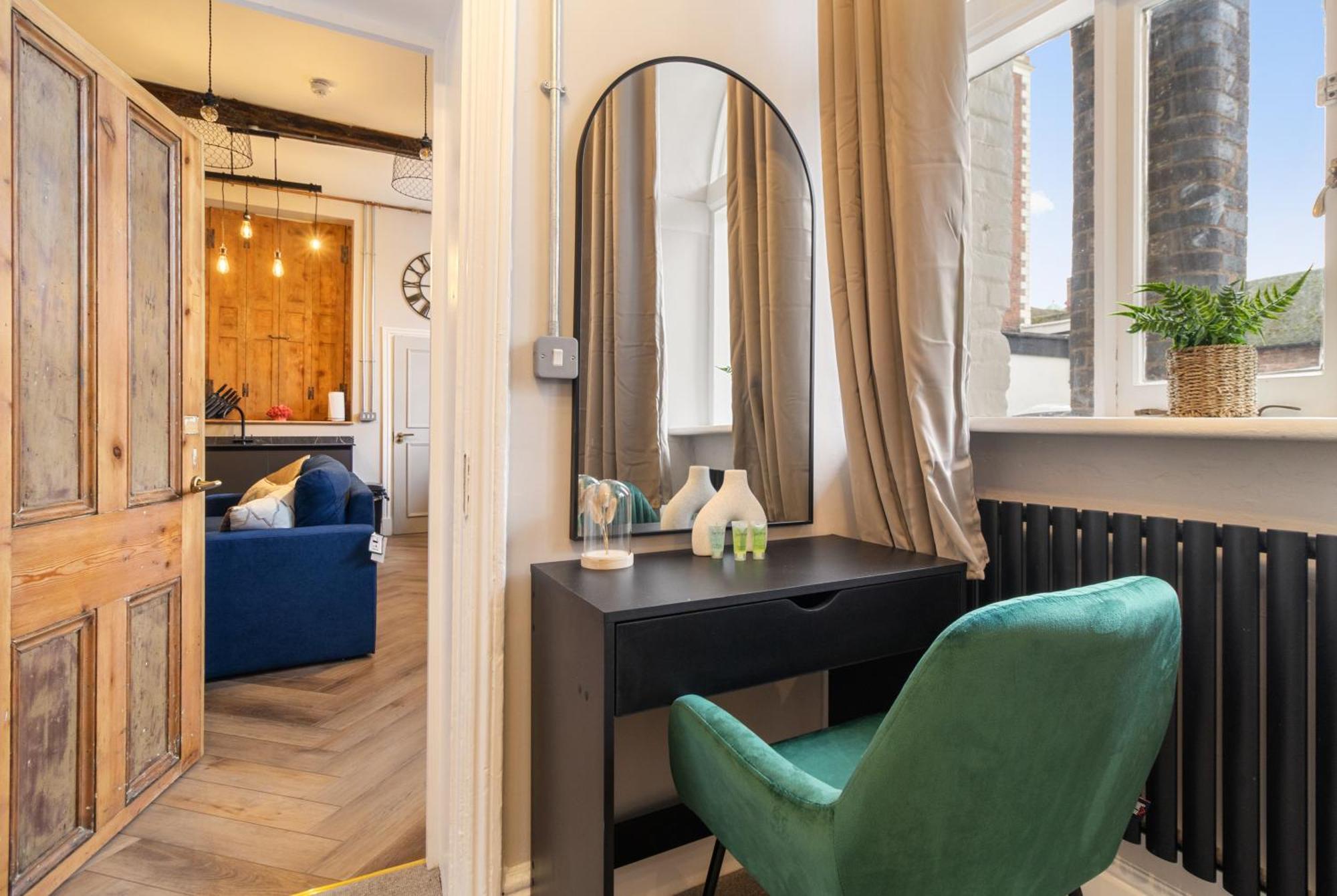 Whiskawaystays - Shaw Mews - Apartment 3 Worcester Luaran gambar