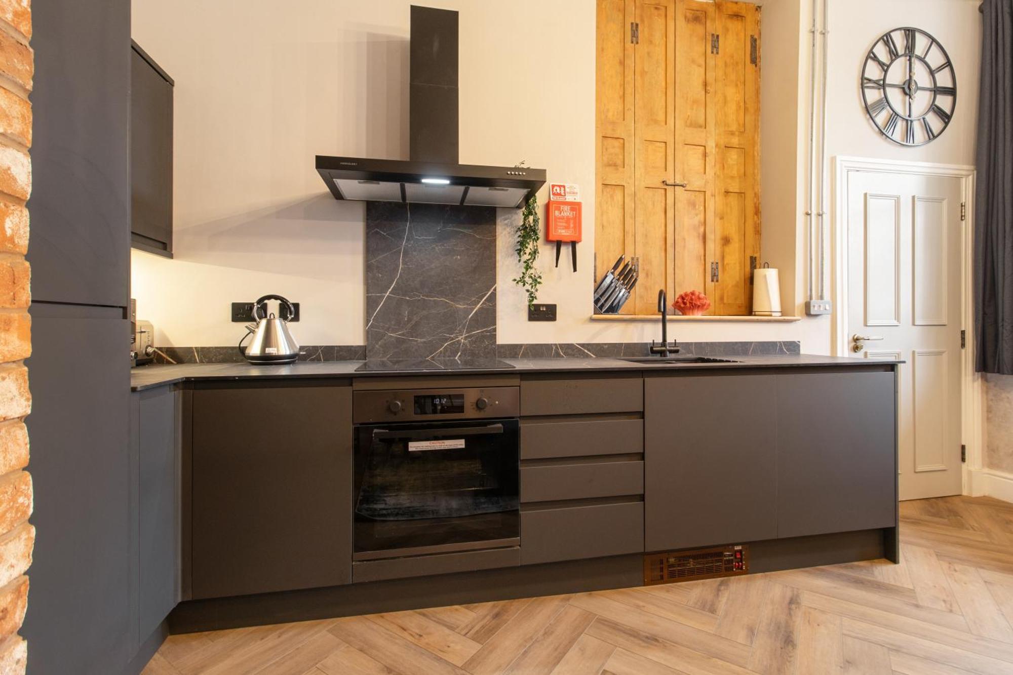Whiskawaystays - Shaw Mews - Apartment 3 Worcester Luaran gambar