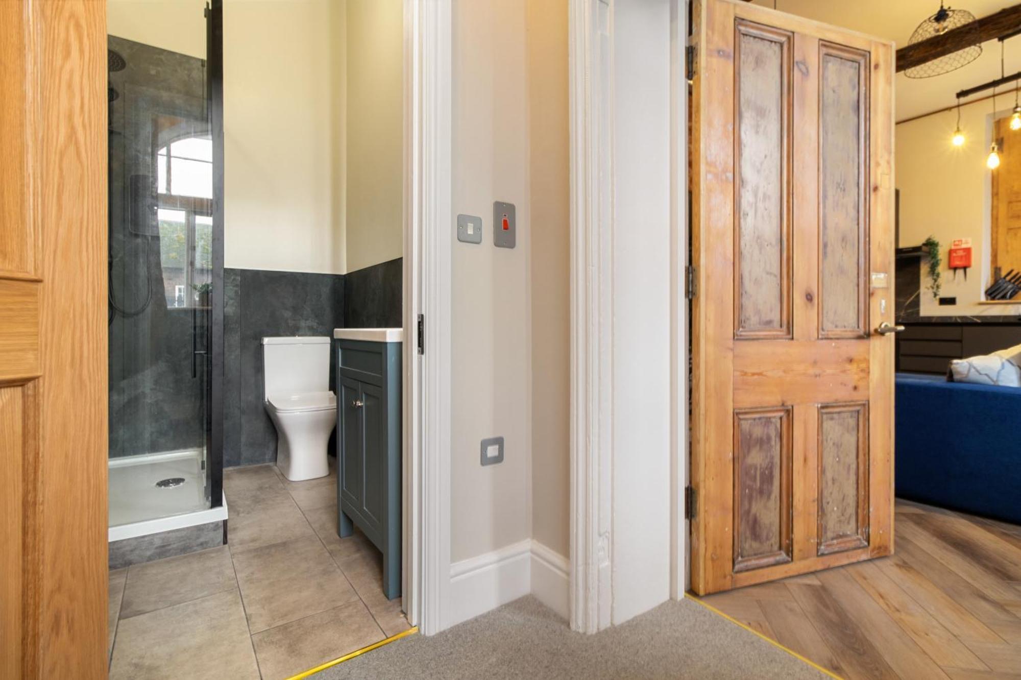 Whiskawaystays - Shaw Mews - Apartment 3 Worcester Luaran gambar